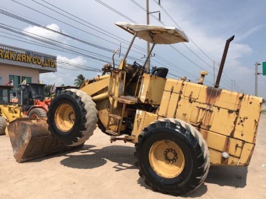 ขายรถตักล้อยาง KOMATSU 515 นำเข้าเองจากญี่ปุ่น สภาพสวยพร้อมใช้ มีVDOการทำงานครับ