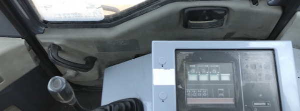 ขายรถตักล้อยาง KOMATSU WA200-3 รถนอกนำเข้าจากญี่ปุ่น สภาพสวยพร้อมใช้ มีVDOการทำงานครับ