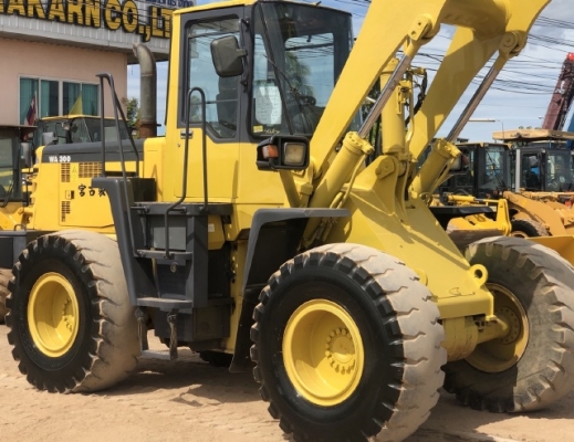 ขายรถตักล้อยาง KOMATSU WA300-3E นำเข้าเองจากญี่ปุ่น สภาพสวยพร้อมใช้ มีVDOการทำงานครับ