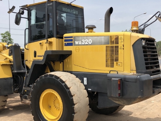 ขายรถตักล้อยาง KOMATSU WA320-6 รถนอกนำเข้าเองจากญี่ปุ่น สภาพสวยพร้อมใช้ มีVDOการทำงานครับ
