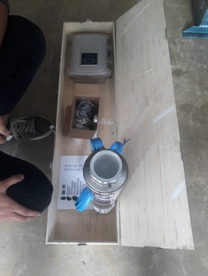 ปั๊มดูดน้ำบาดาล ปั๊มน้ำ ปั๊มน้ำซับเมิรส์ดูดน้ำบาดาล โซล่าเซลล์ Dc บัสเลส ขนาดกำลัง400w. ปากท่อส่งน้ำ1.5นิ้ว ปั๊มดูดน้ำบาดาล ปั๊มน้ำ ปั๊มน้ำซับเมิรส์ดูดน้ำบาดาล โซล่าเซลล์ Dc บัสเลส ขนาดกำลัง400w. ปากท่อส่งน้ำ1.5นิ้ว