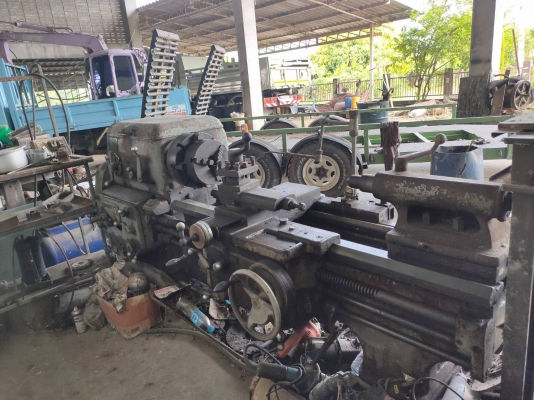 เครื่องกลึง สภาพพร้อมใช้งาน เครื่องกลึง สภาพพร้อมใช้งาน