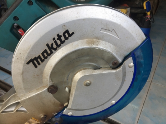 ขายเลื่อยตัดองศาสไลด์ MAKITA มือสองสวยๆครับ ขายเลื่อยตัดองศาสไลด์ MAKITA มือสองสวยๆครับ