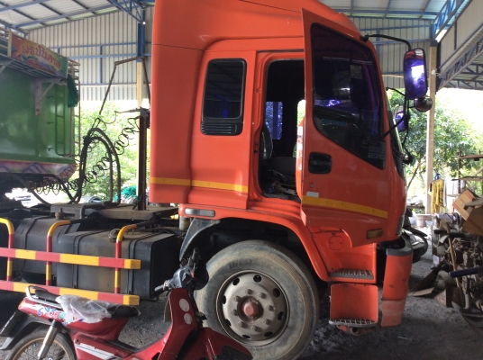 ขายเฉพาะหัว สิบล้อหัวลากISUZU DEGA270 ยูโรทู. เปลี่ยนเครื่องใหม่เป็น320แรง