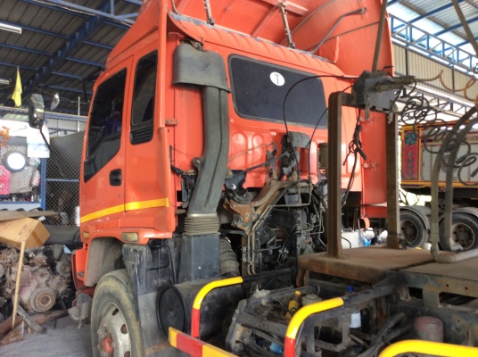 ขายเฉพาะหัว สิบล้อหัวลากISUZU DEGA270 ยูโรทู. เปลี่ยนเครื่องใหม่เป็น320แรง