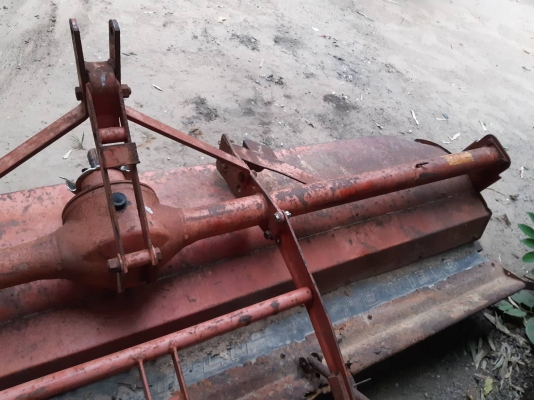 โรตารียาว2เมตร50ซ.มสภาพใช้งานใด้สนใจสอบถามมาคับ โรตารียาว2เมตร50ซ.มสภาพใช้งานใด้สนใจสอบถามมาคับ