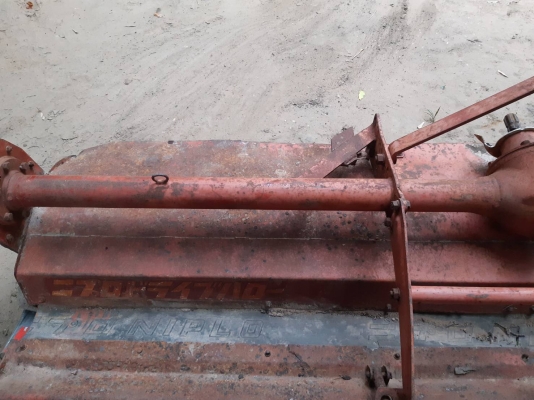 โรตารียาว2เมตร50ซ.มสภาพใช้งานใด้สนใจสอบถามมาคับ โรตารียาว2เมตร50ซ.มสภาพใช้งานใด้สนใจสอบถามมาคับ