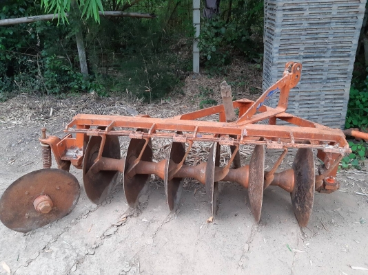 ผานพรวนเจริญ6ใบ22นิ้วสภาพสวยๆหน้าใช้คับสนใจติดต่อมาคับ ผานพรวนเจริญ6ใบ22นิ้วสภาพสวยๆหน้าใช้คับสนใจติดต่อมาคับ