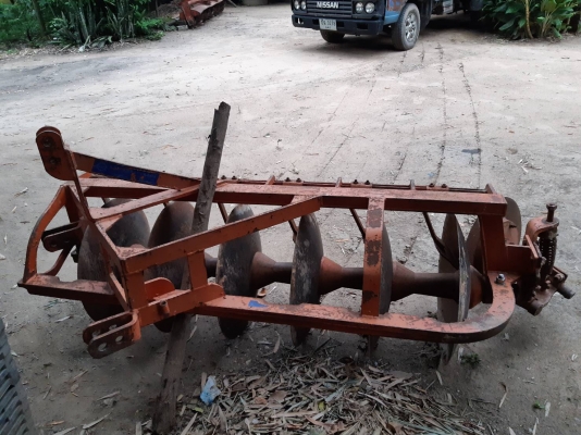 ผานพรวนเจริญ6ใบ22นิ้วสภาพสวยๆหน้าใช้คับสนใจติดต่อมาคับ ผานพรวนเจริญ6ใบ22นิ้วสภาพสวยๆหน้าใช้คับสนใจติดต่อมาคับ