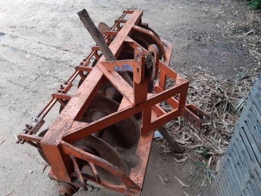 ผานพรวนเจริญ6ใบ22นิ้วสภาพสวยๆหน้าใช้คับสนใจติดต่อมาคับ ผานพรวนเจริญ6ใบ22นิ้วสภาพสวยๆหน้าใช้คับสนใจติดต่อมาคับ