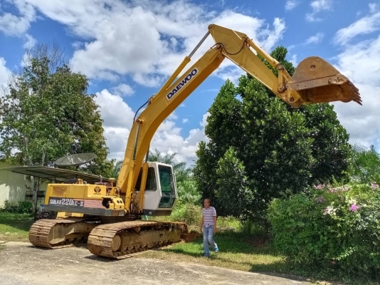 มี VDO ให้ชม. DAEWOO DH220LC-/// ราคา 450000