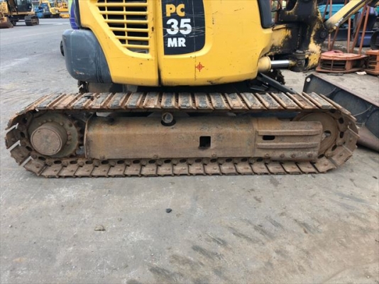 ขายรถขุดนำเข้าจากประเทศญี่ปุ่น komatsu pc35mr-2 แทรกเหล็ก ใบมีดดัน สนใจติดต่อสอบถาม 0923309229 อีด