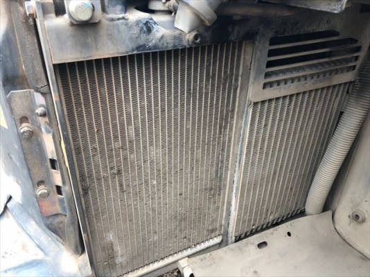 ขายรถขุดนำเข้าจากประเทศญี่ปุ่น komatsu pc35mr-2 แทรกเหล็ก ใบมีดดัน สนใจติดต่อสอบถาม 0923309229 อีด