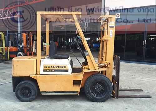 ขาย รถโฟล์คลิฟท์ KOMATSU รุ่น FD25-10