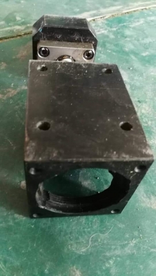 250 บ.ส่งถึงบ้านฟรี โทร 083-2000058 LINE ID: line832923 ตัวหมุนเลื่อนชุดแกนกลางแบบเกลียวบอลสกรู ยี่ห้อ  แกนโต 15 mm. ความยาว 18 CM