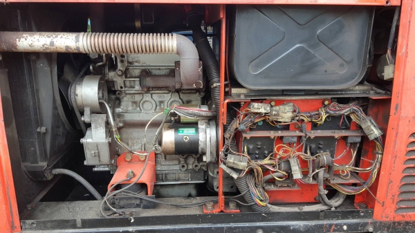 ขายเครื่องเชื่อมสนามพร้อมชุดปั่นไฟ DENYO -280SSW เครื่องยนต์ยันม่าร์ 3 สูบ , เชื้อเพลิงดีเซล สำหรับเชื่อมงานหนัก งานเบา ใช้ลวดเชื่อมได้ตั้งแต่ 2.6 - 3.2มิล ,4มิล. ลวดธรรมดาและL55 สามารถใช้ปั่นไฟได้ทั้งไฟบ้าน 220V.และไฟโรงงาน 380V. สินค้าเดิมๆเก่านอก ยังไม ขายเครื่องเชื่อมสนามพร้อมชุดปั่นไฟ DENYO -280SSW เครื่องยนต์ยันม่าร์ 3 สูบ , เชื้อเพลิงดีเซล สำหรับเชื่อมงานหนัก งานเบา ใช้ลวดเชื่อมได้ตั้งแต่ 2.6 - 3.2มิล ,4มิล. ลวดธรรมดาและL55 สามารถใช้ปั่นไฟได้ทั้งไฟบ้าน 220V.และไฟโรงงาน 380V. สินค้าเดิมๆเก่านอก ยังไม