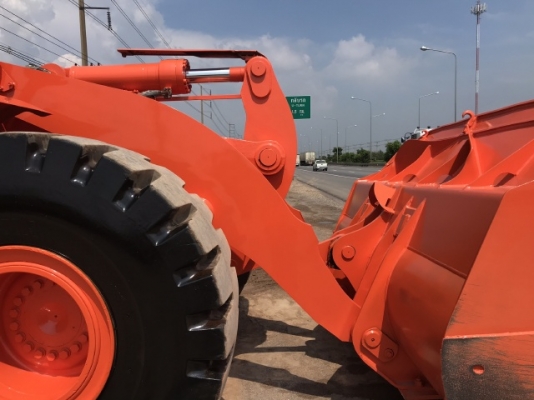 ขายรถตักล้อยาง HITACHI ZW220 นำเข้าเองจากญี่ปุ่น สภาพสวยพร้อมใช้งาน มีVDOการทำงานครับ