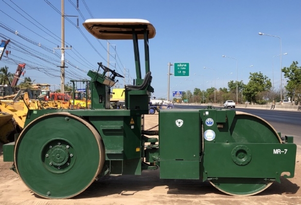 ขายรถบด 3 ล้อ DYNAPAC CS12 (2,xxx ชั่วโมง) นำเข้าเองจากญี่ปุ่น สภาพสวยพร้อมใช้ มีVDOการทำงานครับ