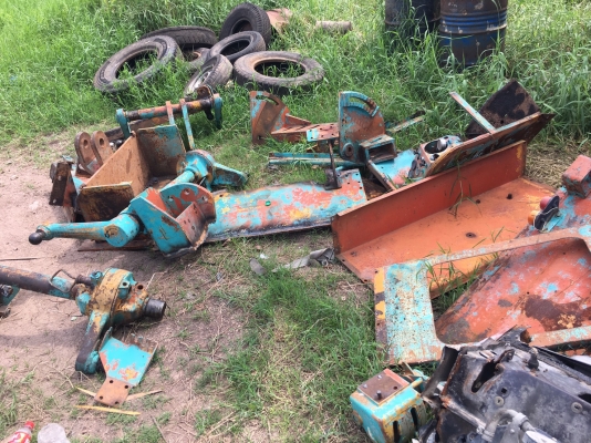 ขายแยกอะไหล่ รถเกรด ราคาถูก ขายแยกอะไหล่ รถเกรด ราคาถูก