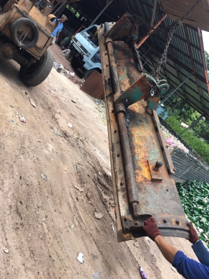 ขายแยกอะไหล่ รถเกรด ราคาถูก ขายแยกอะไหล่ รถเกรด ราคาถูก