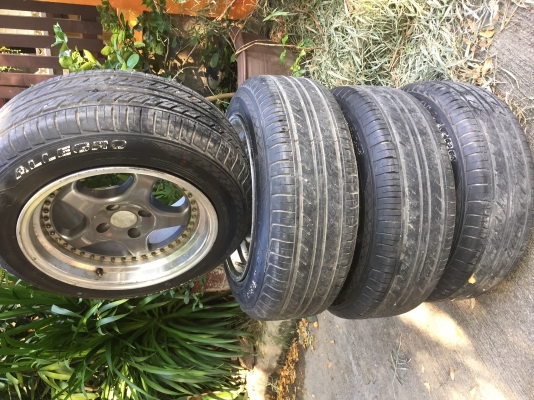 ขายล้อ 15x8 ออฟ 20 4รู100 พร้อมยาง ขายล้อ 15x8 ออฟ 20 4รู100 พร้อมยาง