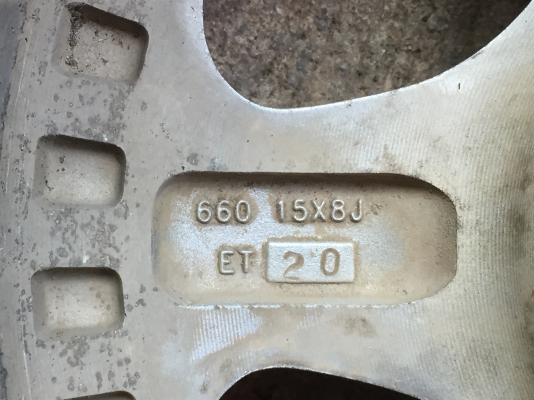 ขายล้อ 15x8 ออฟ 20 4รู100 พร้อมยาง ขายล้อ 15x8 ออฟ 20 4รู100 พร้อมยาง