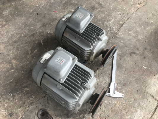 ขายมอเตอร์ไฟฟ้า Hitachi 2HP. 1450rpm. 380V สภาพสวย หมุนนิ่ม พร้อมใช้งาน มี 2 ตัวครับ ราคาตัวละ 2,400 บาท