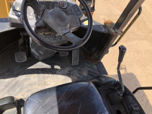 ขายรถตักล้อยาง CAT 901B (3,XXX ชั่วโมง) นำเข้าเองจากญี่ปุ่น สภาพสวยพร้อมใช้งาน มีVDOการทำงานครับ