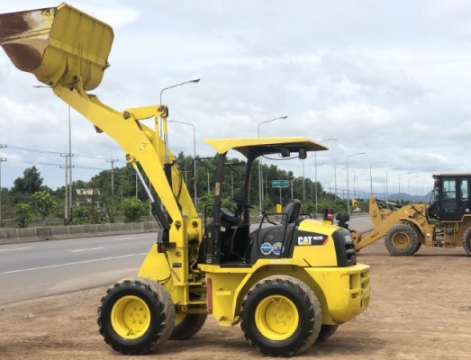 ขายรถตักล้อยาง CAT 903B (เทียบเท่า WA50) แขนยาวพิเศษ นำเข้าเองจากญี่ปุ่น สภาพพร้อมใช้ มีVDOการทำงานครับ