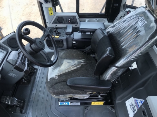 ขายรถตักล้อยาง CAT 950K ปี 2014 นำเข้าเองจากญี่ปุ่น สภาพพร้อมใช้ มีVDOการทำงานครับ ขายรถตักล้อยาง CAT 950K ปี 2014 นำเข้าเองจากญี่ปุ่น สภาพพร้อมใช้ มีVDOการทำงานครับ