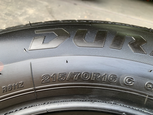 ยางใหม่ป้ายแดง 215-70-16 Bridgestone ปี 19 ตุ่มอลัง เส้นสีจัดจ้าน ยางใหม่ป้ายแดง 215-70-16 Bridgestone ปี 19 ตุ่มอลัง เส้นสีจัดจ้าน