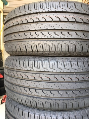 ขายยางถอดป้ายแดง GOODYEAR EFFICIENTGRIP 265/50R20 ปี19 - เส้นสีตุ่มครบ สภาพเหมือนใหม่ - ราคาชุดละ 18 ขายยางถอดป้ายแดง GOODYEAR EFFICIENTGRIP 265/50R20 ปี19 - เส้นสีตุ่มครบ สภาพเหมือนใหม่ - ราคาชุดละ 18