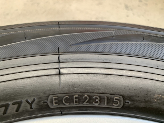 ล้อแม็ก Toyota Revo ขอบ 17 พร้อมยาง 265-65-17 Yokohama ปี 15 ล้อแม็ก Toyota Revo ขอบ 17 พร้อมยาง 265-65-17 Yokohama ปี 15