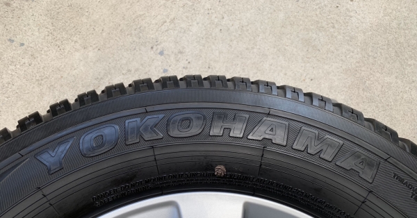 ล้อแม็ก Toyota Revo ขอบ 17 พร้อมยาง 265-65-17 Yokohama ปี 15 ล้อแม็ก Toyota Revo ขอบ 17 พร้อมยาง 265-65-17 Yokohama ปี 15