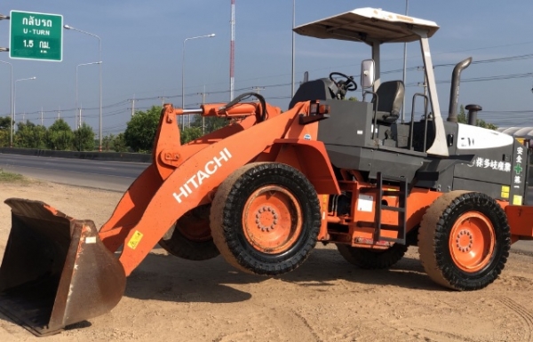 ขายรถตักล้อยาง HITACHI ZW100 ปี 2012 แขนยาวพิเศษ นำเข้าเองจากญี่ปุ่น สภาพสวยพร้อมใช้งาน มีVDOการทำงานครับ ขายรถตักล้อยาง HITACHI ZW100 ปี 2012 แขนยาวพิเศษ นำเข้าเองจากญี่ปุ่น สภาพสวยพร้อมใช้งาน มีVDOการทำงานครับ