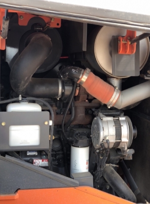 ขายรถตักล้อยาง HITACHI ZW150 (เทียบเท่า WA270-6) ปี 2013 นำเข้าเองจากญี่ปุ่น สวยพร้อมใช้ มีVDOการทำงานครับ