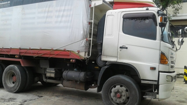 ขายรถบรรทุก 22 ล้อพ่วงแม่ลูกดัมพ์ HINO MEGA 380 แรงม้าปี 2556 ลูกพ่วงสามมิตร 3 เพลา ราคา 2150000