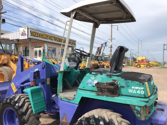 ขายรถตักล้อยาง KOMATSU WA40-3E นำเข้าเองจากญี่ปุ่น สภาพสวยพร้อมใช้ มีVDOการทำงานครับ ขายรถตักล้อยาง KOMATSU WA40-3E นำเข้าเองจากญี่ปุ่น สภาพสวยพร้อมใช้ มีVDOการทำงานครับ