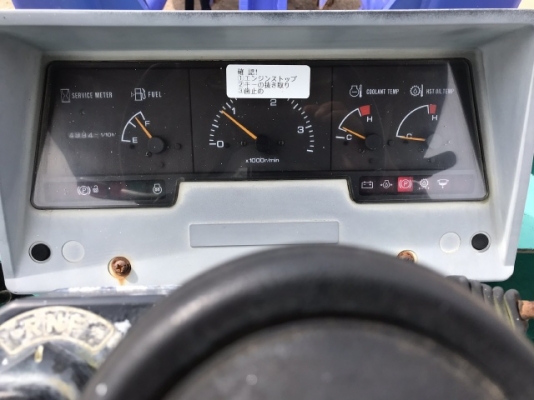 ขายรถตักล้อยาง KOMATSU WA40-3E นำเข้าเองจากญี่ปุ่น สภาพสวยพร้อมใช้ มีVDOการทำงานครับ ขายรถตักล้อยาง KOMATSU WA40-3E นำเข้าเองจากญี่ปุ่น สภาพสวยพร้อมใช้ มีVDOการทำงานครับ