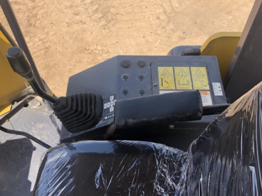 ขายรถตักล้อยาง KOMATSU WA80-3 นำเข้าเองจากญี่ปุ่น สภาพสวยพร้อมใช้งาน มีVDOการทำงานครับ