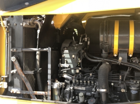 ขายรถตักล้อยาง KOMATSU WA320-5 นำเข้าเองจากญี่ปุ่น สภาพสวยพร้อมใช้ มีVDOการทำงานครับ ขายรถตักล้อยาง KOMATSU WA320-5 นำเข้าเองจากญี่ปุ่น สภาพสวยพร้อมใช้ มีVDOการทำงานครับ