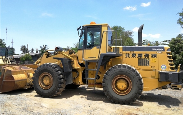 ขายด่วน !! KOMATSU WA400-3 นำเข้าจากญี่ปุ่น สวยๆ ครับ
