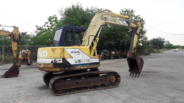 KOBELCO SK60-1 (Mark3) เครื่องยนต์ ISUZU -4JB1 จำนวน 4 สูบ คอนโทรลน้ำมัน, ปั๊มนิ้ว, แทรคเหล็ก, มีลายหัวเจาะ รถเดิมๆเก่านอก มีเอกสาร ยังไม่เคยผ่านการใช้งานในเมืองไทย