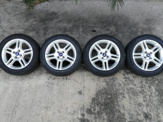 ขายล้อแม็ก ford fista ขอบ16 แม็กติดรถ ใช้ปกติ 3500บาท