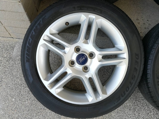 ขายล้อแม็ก ford fista ขอบ16 แม็กติดรถ ใช้ปกติ 3500บาท ขายล้อแม็ก ford fista ขอบ16 แม็กติดรถ ใช้ปกติ 3500บาท