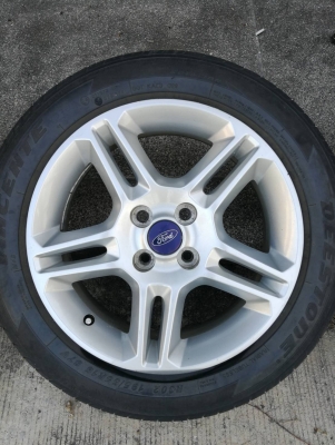 ขายล้อแม็ก ford fista ขอบ16 แม็กติดรถ ใช้ปกติ 3500บาท