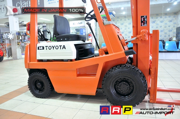 ขายรถโฟล์คลิฟท์มือสอง TOYOTA รุ่น 4FGL14-42943 นำเข้าจากประเทศญี่ปุ่น 100\% ไม่เคยใช้งานในไทย