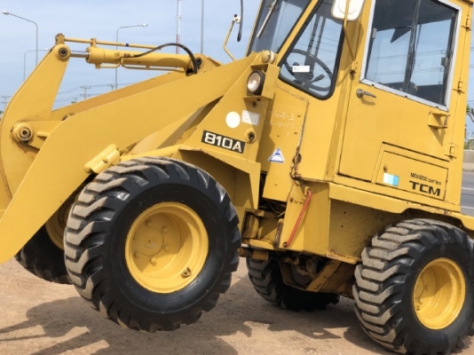 ขายรถตักล้อยาง TCM 810A-2 (เทียบเท่า WA30) (1,XXX ชั่วโมง) นำเข้าเองจากญี่ปุ่น สภาพสวยพร้อมใช้ มีVDOครับ ขายรถตักล้อยาง TCM 810A-2 (เทียบเท่า WA30) (1,XXX ชั่วโมง) นำเข้าเองจากญี่ปุ่น สภาพสวยพร้อมใช้ มีVDOครับ