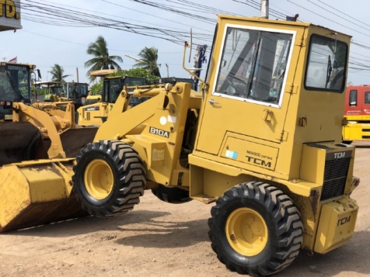 ขายรถตักล้อยาง TCM 810A-2 (เทียบเท่า WA30) (1,XXX ชั่วโมง) นำเข้าเองจากญี่ปุ่น สภาพสวยพร้อมใช้ มีVDOครับ ขายรถตักล้อยาง TCM 810A-2 (เทียบเท่า WA30) (1,XXX ชั่วโมง) นำเข้าเองจากญี่ปุ่น สภาพสวยพร้อมใช้ มีVDOครับ