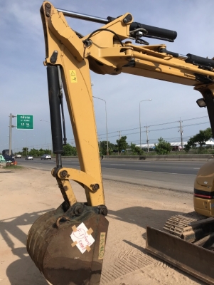 ขายรถขุด CAT 305SR (4,XXX ชั่วโมง) คอนโทรลสั้น ปั๊มนิ้ว นำเข้าเองจากญี่ปุ่น สภาพสวยพร้อมใช้ มีVDOการทำงานครับ